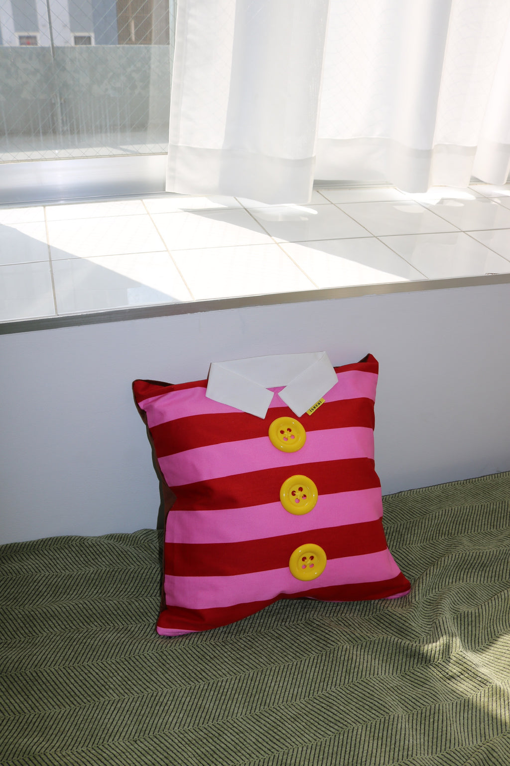 SHIRT CUSHION COVER RED&PINK