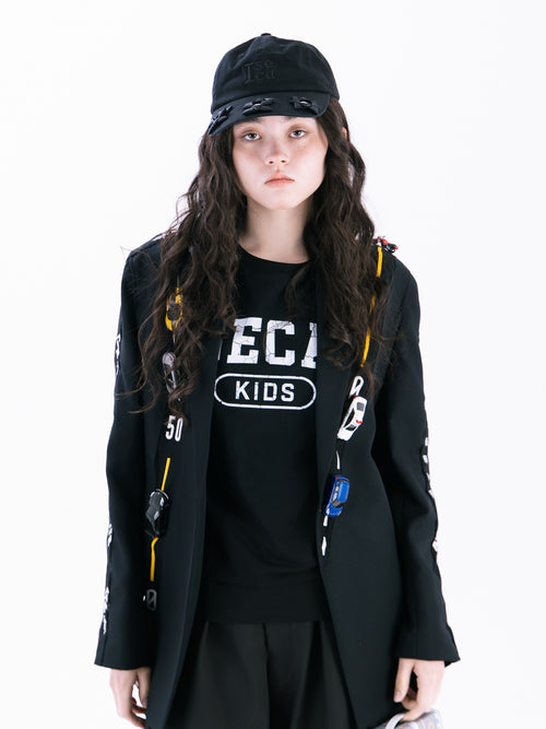 BLACK BLOOM CAP